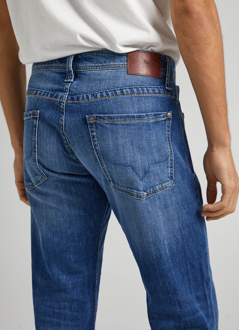 Kingston Relaxed Fit Mid-Rise Jeans | Pepe Jeans