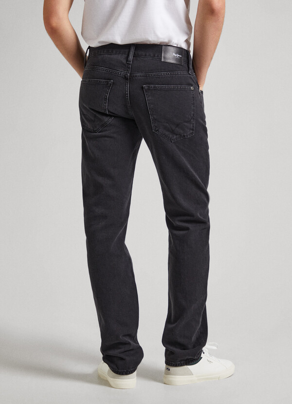 STRAIGHT FIT MID-RISE JEANS - BYRON