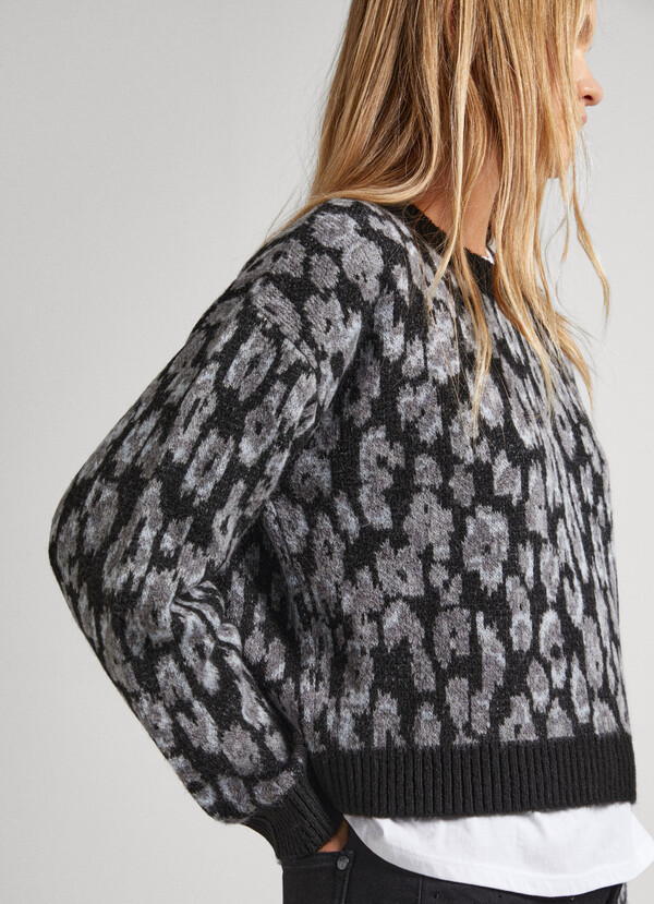 KNIT JUMPER WITH ANIMAL PRINT