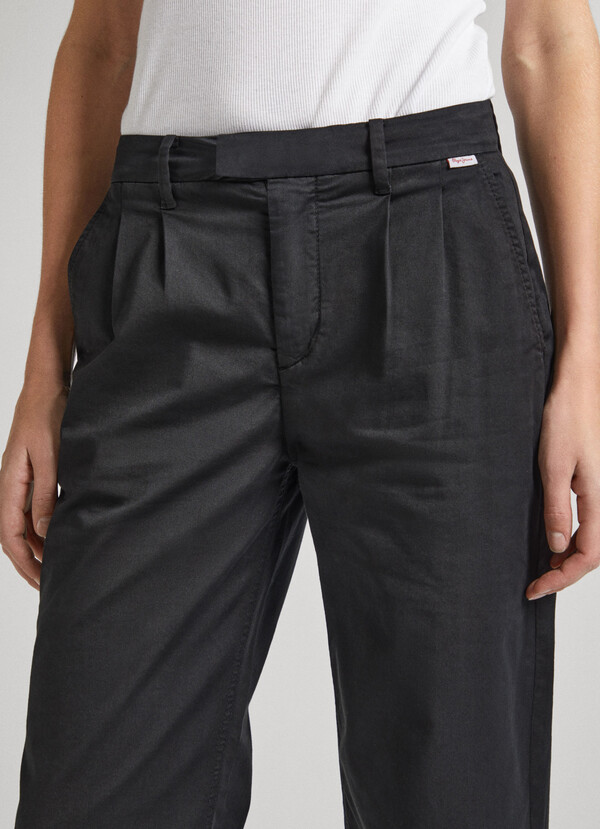 STRAIGHT FIT CHINO TROUSERS